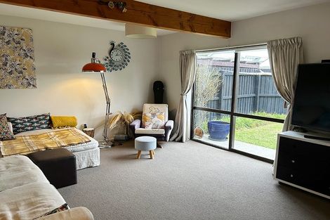 Photo of property in 2/12 Brittan Street, Linwood, Christchurch, 8011