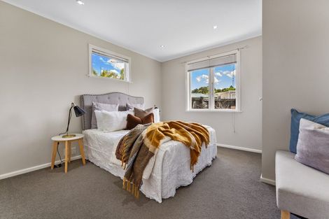 Photo of property in 1/5 Compton Street, Hillcrest, Auckland, 0627