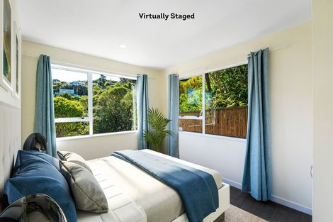 Photo of property in 40 Akatea Road, Korokoro, Lower Hutt, 5012