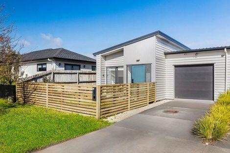 Photo of property in 24 Jutland Road, Pukekohe, 2120