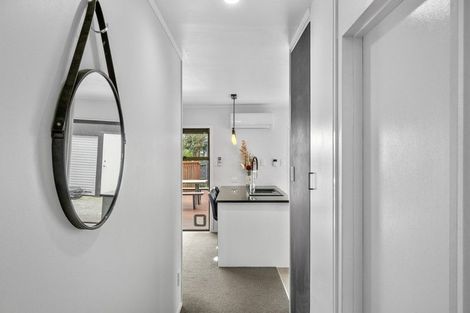 Photo of property in 34 Karaka Street, Helensville, 0800