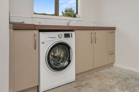 Photo of property in 118 Brougham Street, Westport, 7825