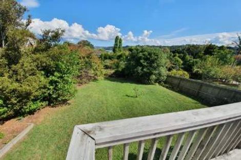 Photo of property in 2/4 Lynn Road, Bayview, Auckland, 0629