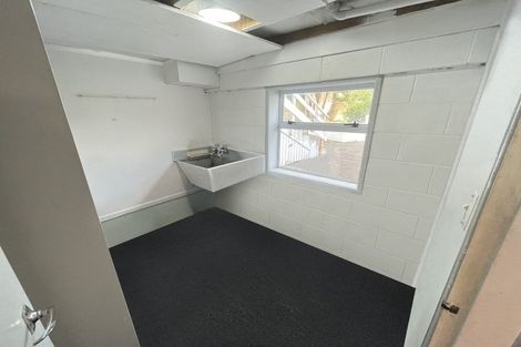 Photo of property in 1 Rembrandt Place, Opaheke, Papakura, 2113