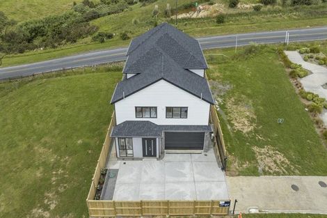 Photo of property in 2a Ballyalton Crescent, Flat Bush, Auckland, 2019