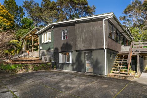 Photo of property in 1/757 West Coast Road, Oratia, Auckland, 0604