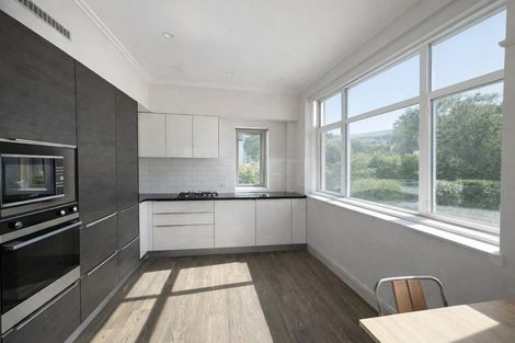 Photo of property in Fountain Court, 7/48 Oriental Parade, Oriental Bay, Wellington, 6011