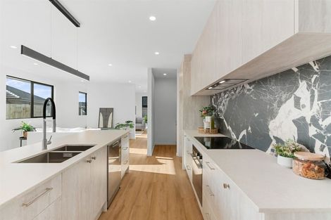 Photo of property in 19 Comer Street, Halswell, Christchurch, 8025