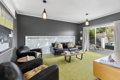 Photo of property in 30 Mantell Street, Seatoun, Wellington, 6022