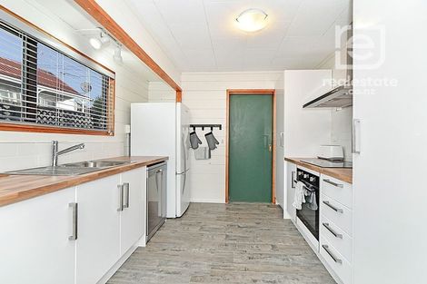 Photo of property in 34a Percy Road, Papamoa Beach, Papamoa, 3118