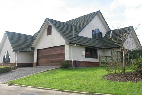 Photo of property in 65 The Strand, Fitzherbert, Palmerston North, 4410