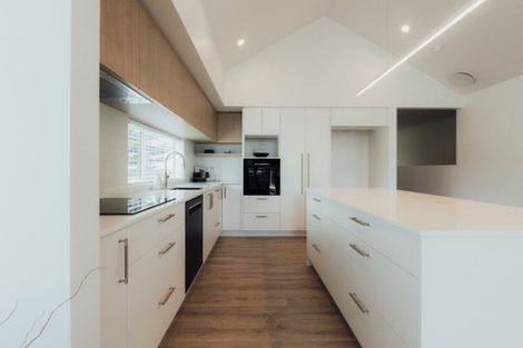 Photo of property in 64a Karewa Parade, Papamoa Beach, Papamoa, 3118