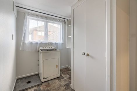 Photo of property in 22 Cliff Road, Papakura, 2110