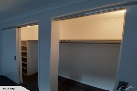 Photo of property in 31 Percy Dyett Drive, Karori, Wellington, 6012