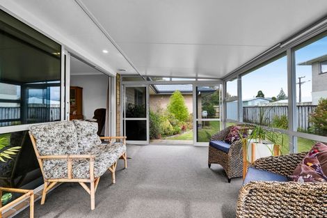 Photo of property in 62 Cutfield Street, Inglewood, 4330