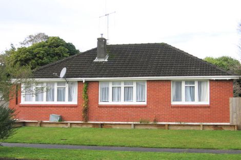 Photo of property in 32 Galway Avenue, Hokowhitu, Palmerston North, 4410
