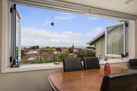 Photo of property in 100 Broad Street, Thames, 3500