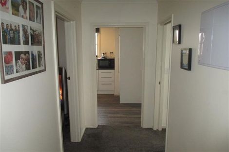 Photo of property in 16 Dunarnan Street, Avonside, Christchurch, 8061