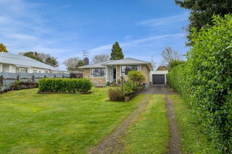 Photo of property in 21 Mills Street, Eltham, 4322