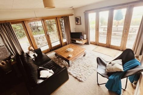 Photo of property in 124 North Shore Road, Eskdale, Napier, 4182