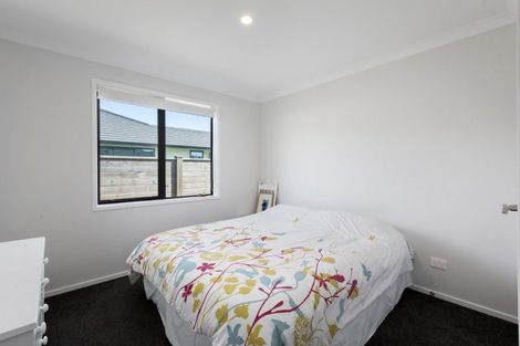 Photo of property in 25 Kayelene Place, Omokoroa, 3114