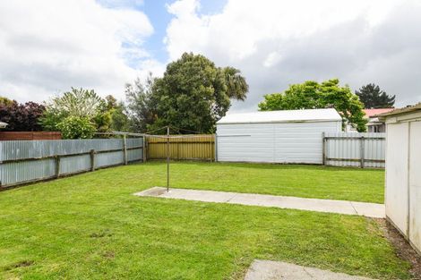 Photo of property in 33 Crewe Crescent, Hokowhitu, Palmerston North, 4410
