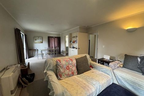 Photo of property in 2/66 Queens Grove, Hutt Central, Lower Hutt, 5010