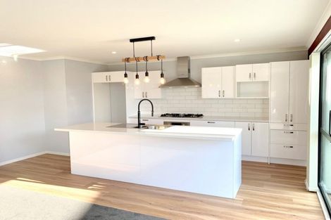 Photo of property in 12 Schooner Drive, Whitby, Porirua, 5024