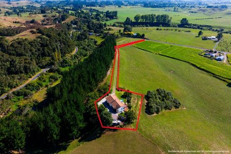 Photo of property in 1697 Te Pahu Road, Karamu, Hamilton, 3285