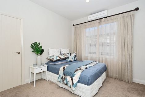 Photo of property in 6 The Esplanade, Huntington, Hamilton, 3210
