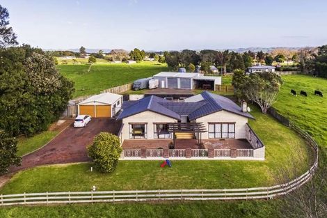 Photo of property in 16 Shakespeare Road, Waiuku, 2681