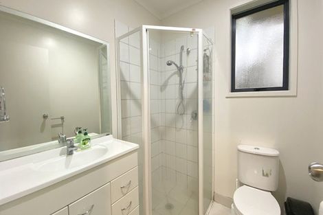 Photo of property in 36a Divich Avenue, Te Atatu South, Auckland, 0610