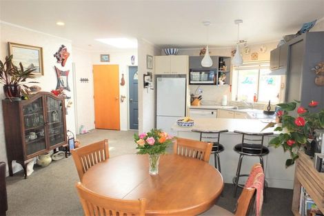 Photo of property in 7b Raumati Crescent, Onerahi, Whangarei, 0110