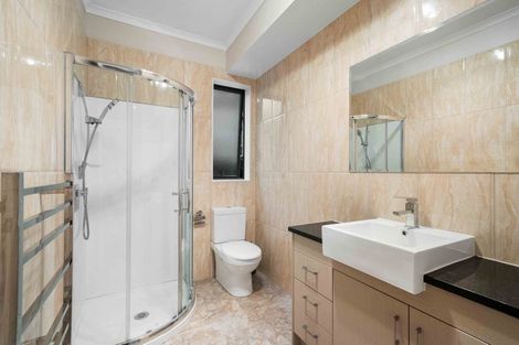 Photo of property in 19 Kereru Rise, Papakura, 2110