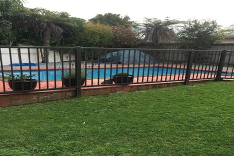 Photo of property in 89 Gossamer Drive, Pakuranga Heights, Auckland, 2010