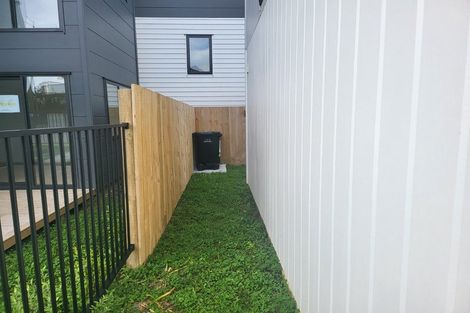 Photo of property in 2 Dotterel Place, Westgate, Auckland, 0614