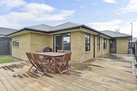 Photo of property in 7 Witte Street, Woodend, 7610