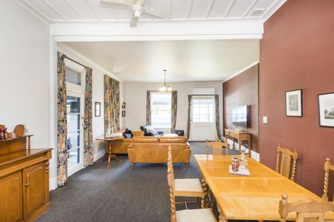 Photo of property in 158 South Street, Feilding, 4702