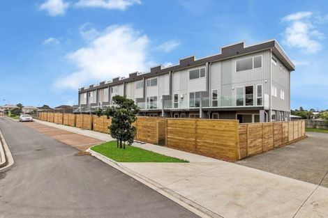 Photo of property in 75 Bordeaux Parade, Te Atatu South, Auckland, 0610