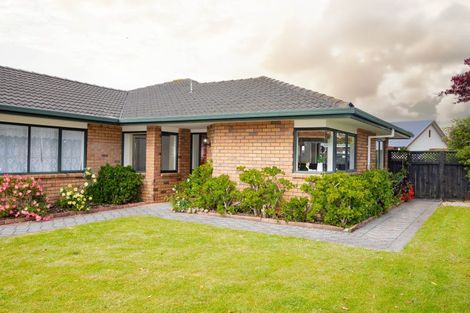 Photo of property in 18 Fendalton Drive, Rototuna, Hamilton, 3210