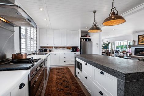 Photo of property in 93 Marine Parade, Mount Maunganui, 3116