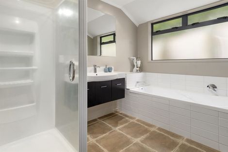 Photo of property in 52 Woodleigh Place, Ohauiti, Tauranga, 3112