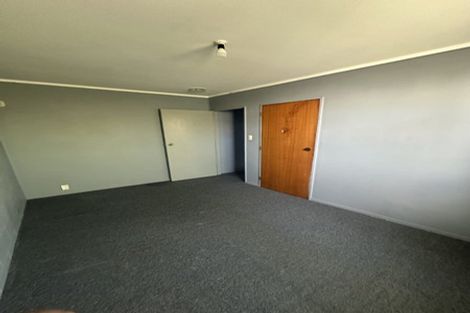 Photo of property in 4/13 Seabrook Avenue, New Lynn, Auckland, 0600