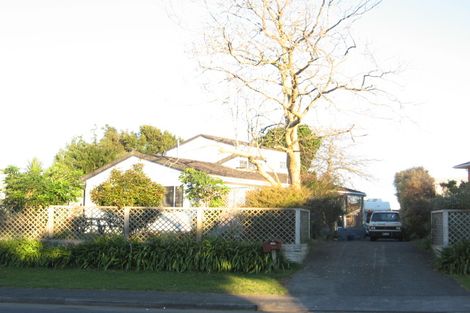 Photo of property in 30 Hadley Wood Drive, Wattle Downs, Auckland, 2103