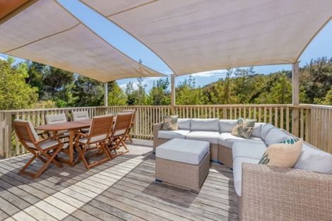 Photo of property in 11 Ward Drive, Opua, 0200