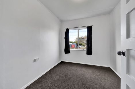 Photo of property in 12 Clive Street, Hawera, 4610