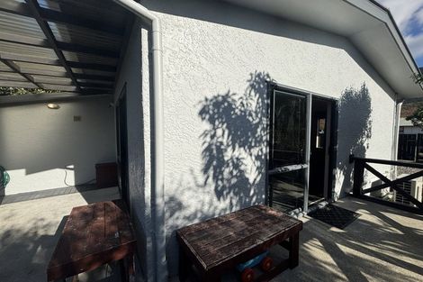 Photo of property in 3a Buller Street, Picton, 7220