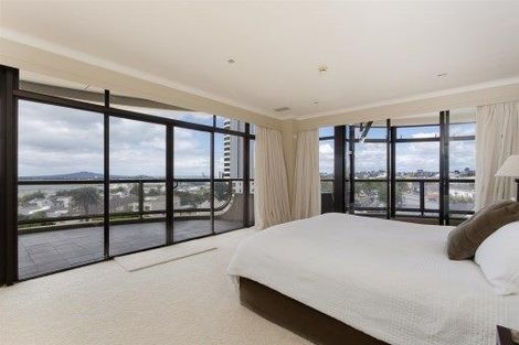 Photo of property in Shangri La Apartments, 5/97 Jervois Road, Herne Bay, Auckland, 1011