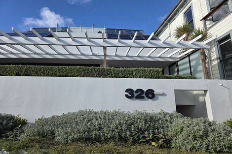 Photo of property in 2/326 Oriental Parade, Oriental Bay, Wellington, 6011