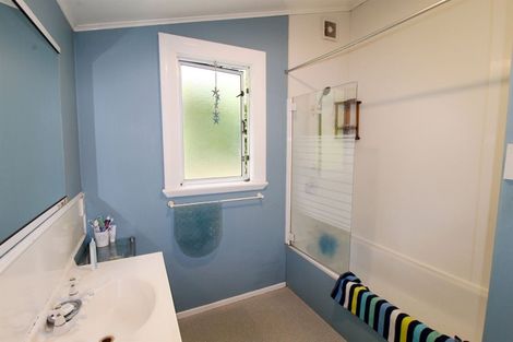 Photo of property in 7 Solway Street, Holmes Hill, Oamaru, 9401